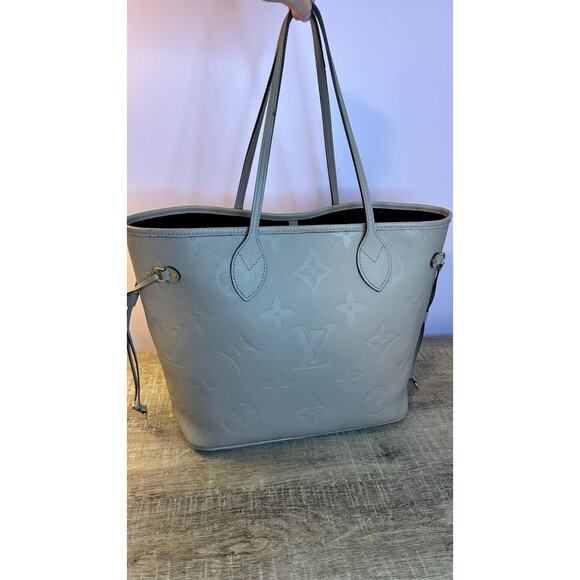 Louis Vuitton Empreinte Neverfull - Picture 2 of 5